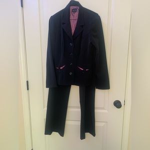 Suit